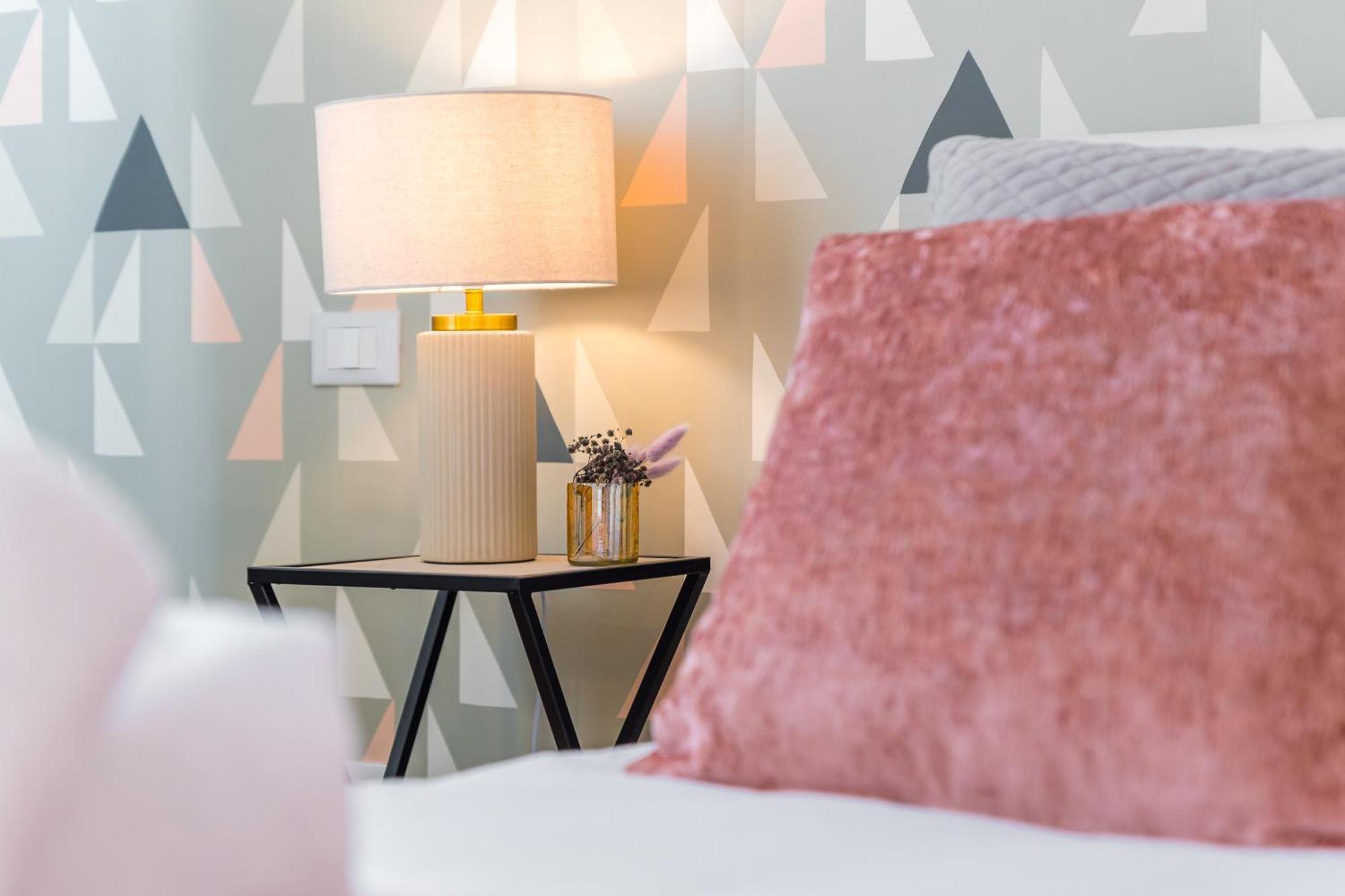 Bauhaus - Sleepwithme - Free Parking - Free Braeakfast - Very Friendly Staff 피사 외부 사진