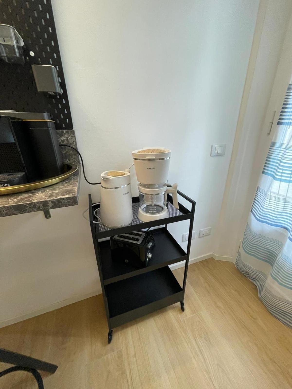 Bauhaus - Sleepwithme - Free Parking - Free Braeakfast - Very Friendly Staff 피사 외부 사진