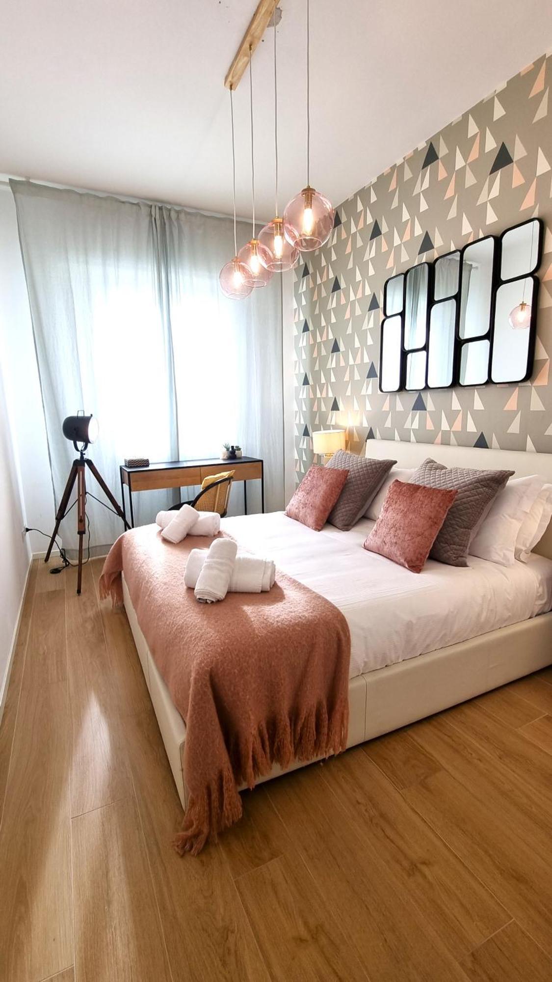 Bauhaus - Sleepwithme - Free Parking - Free Braeakfast - Very Friendly Staff 피사 외부 사진